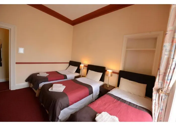Classic Quadruple Room
